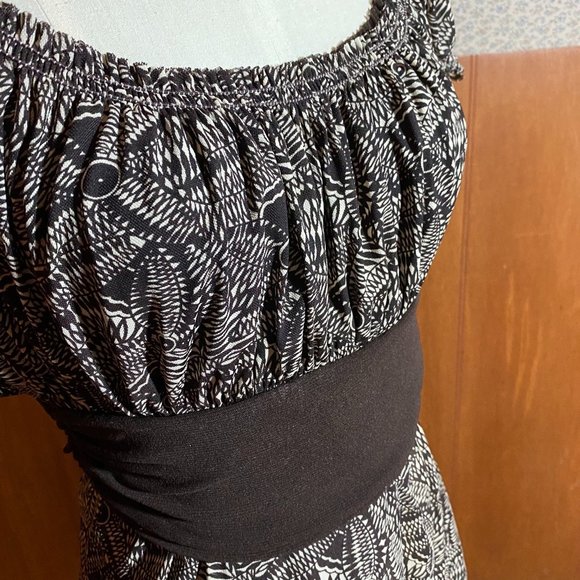 Max Studio Brown Pattern Size Small Blouson Style Blouse Top - Picture 3 of 9